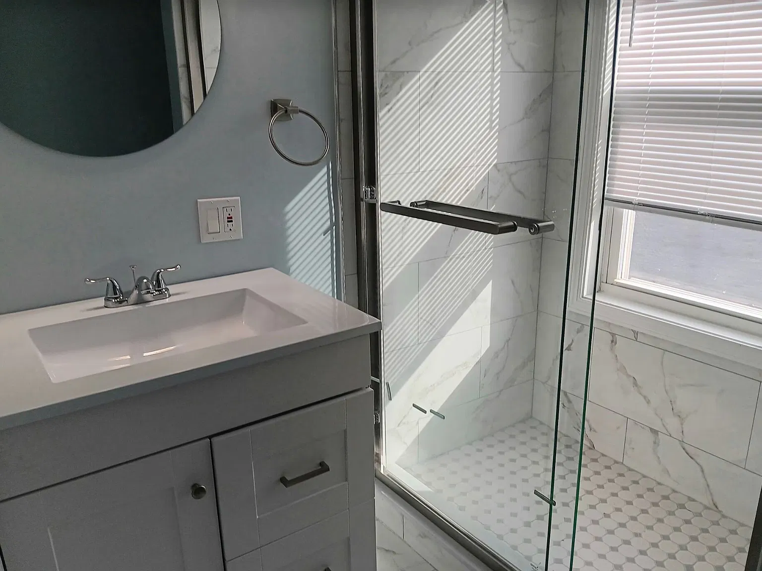 4 bed, 1300 sqft, $4,700 — Photo 2