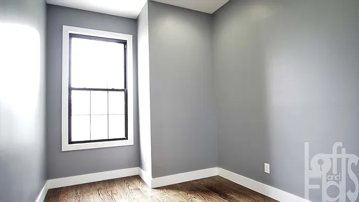 Rented by Lofts and Flats LLC | media 32