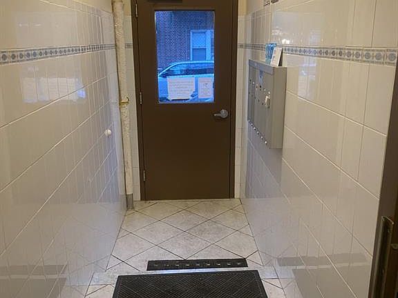 3rd image of 2261 27th St #1A