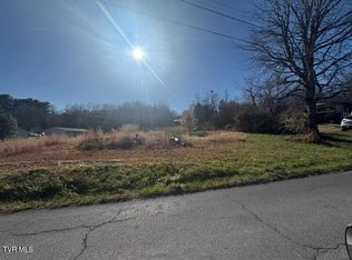 1030 N Paperville Rd, Bristol, TN 37620