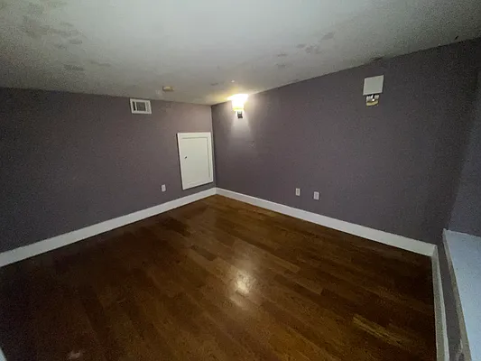 Rented by Hagstrom Management Inc | media 12