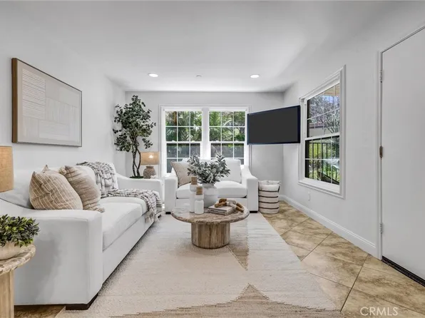 1042 Calle Del Cerro Unit 203, San Clemente, CA 92672
