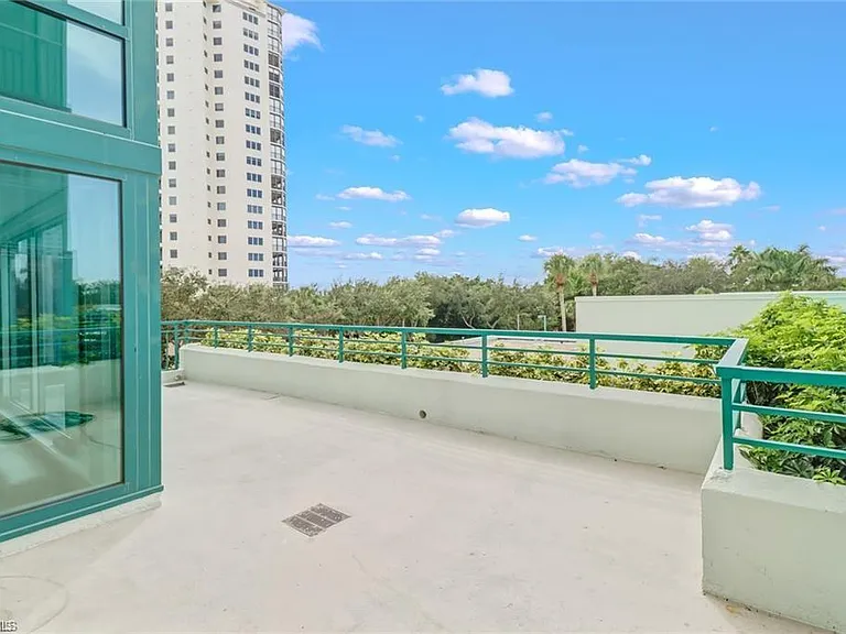 7515 Pelican Bay Blvd #2A — Photo 5