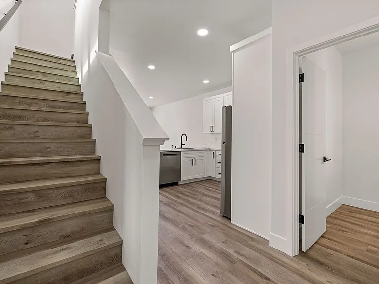 1129 Fawcett Ave — Photo 15