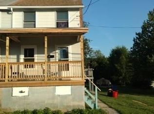 42 E Phillips St, Coaldale, PA 18218