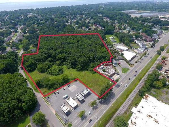 2015 W Pembroke Ave, Hampton, VA 23661