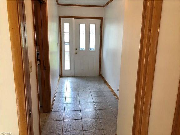 2nd image of 2814 Kay Blvd