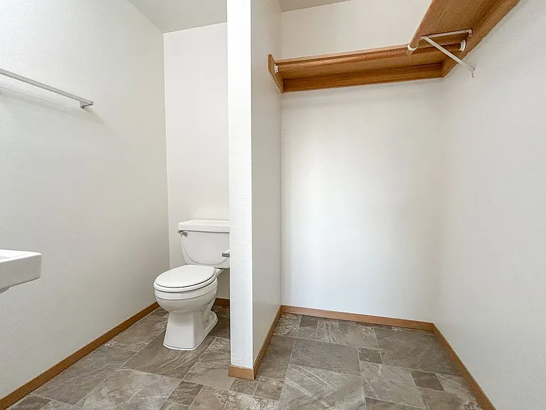 3605-3625 Belle Vista Ct S — Photo 23