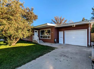 625 24th Ave NW, Minot, ND 58703