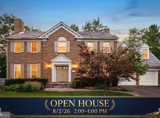 9705 Holloway Hill Ct, Rockville, MD 20854
