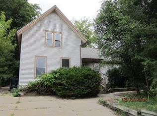 645 S Main St, Janesville, WI 53545