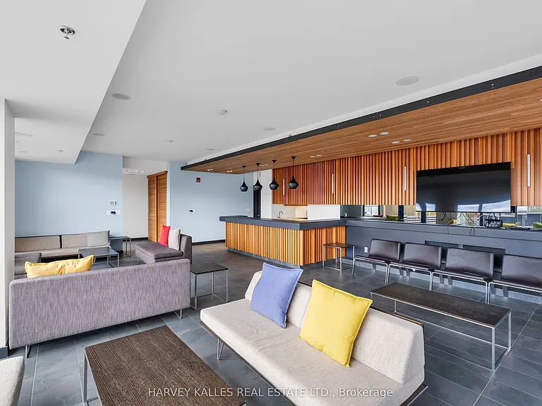 8 Dovercourt Rd #222 — Photo 33