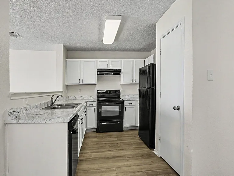 1424 Junction Run — Photo 4