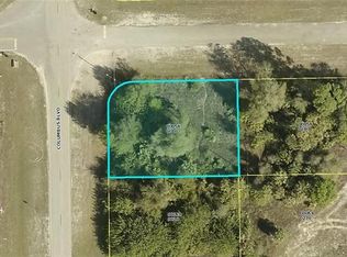 601 Columbus Blvd S, Lehigh Acres, FL 33974