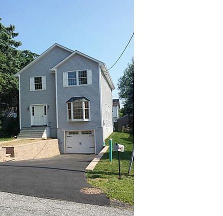 2nd image of 28 Milford St