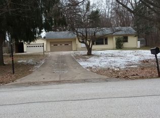 12944 Opalocka Dr, Chesterland, OH 44026