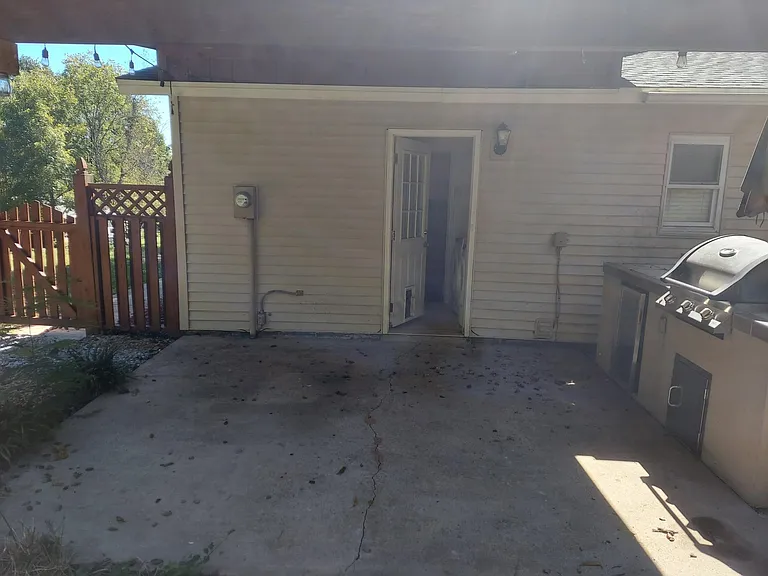 44 Tipperary Dr — Photo 9