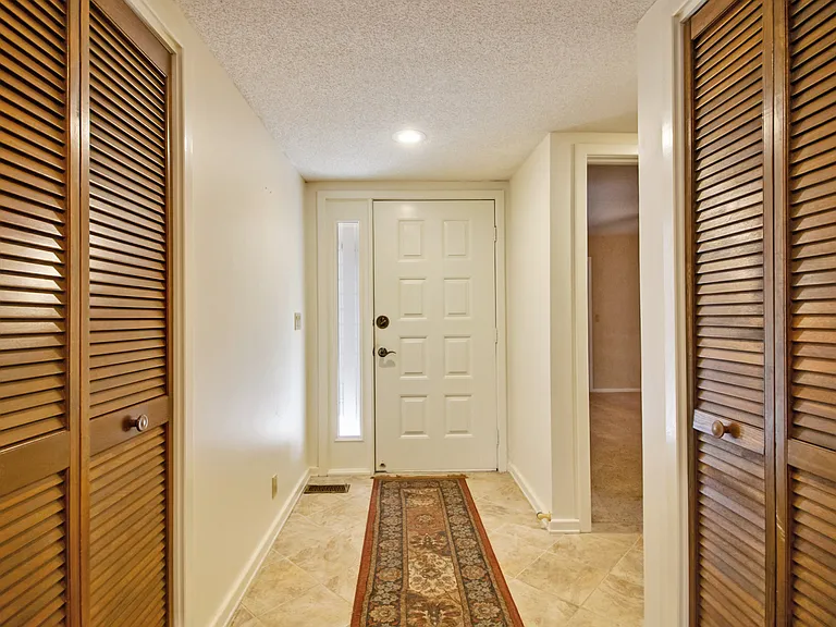 512 Druid Lndg — Photo 13