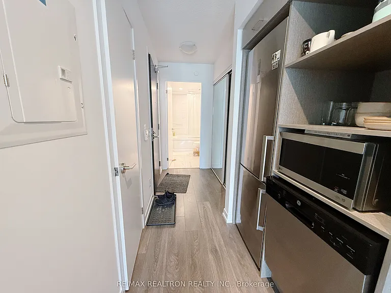 219 Dundas St E #1510 — Photo 5