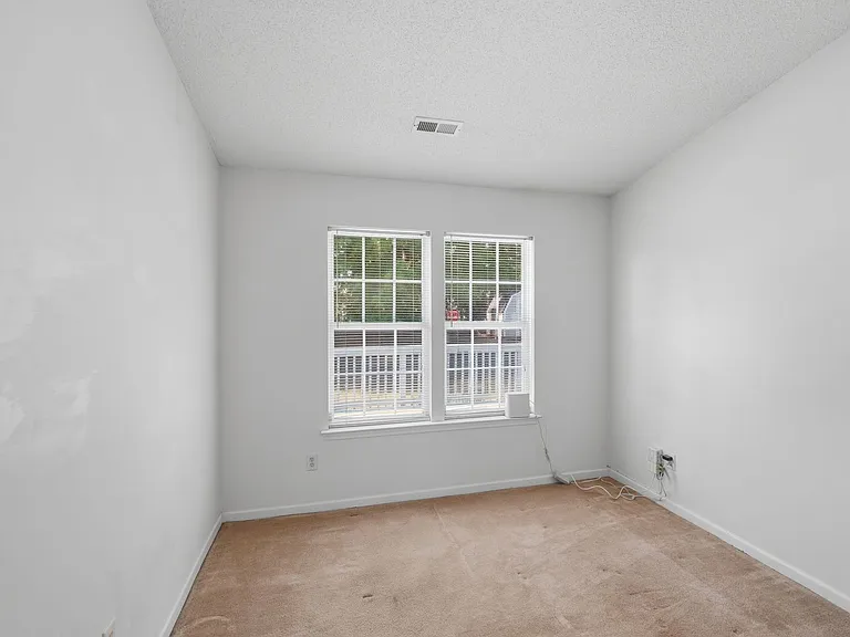 9740 Veronica Dr — Photo 19