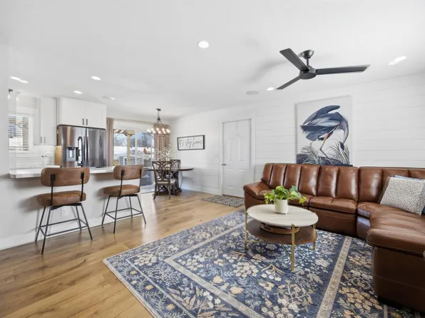 844 12th Ave W, West Fargo, ND 58078