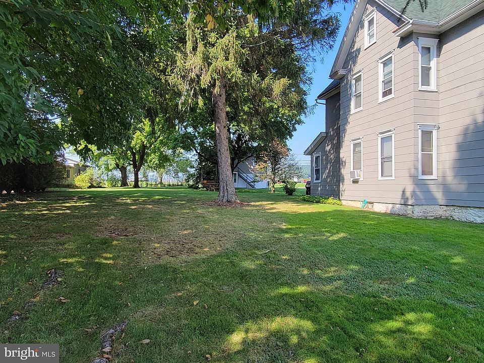 300 S 9th St, Lehighton, PA 18235 Zillow