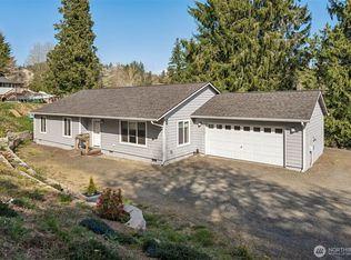 1425 Willapa St, Raymond, WA 98577