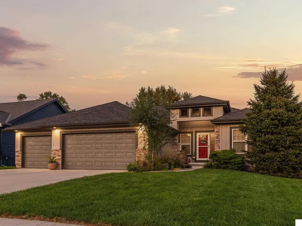 2107 S 197th St, Omaha, NE 68130