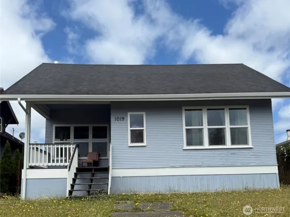 1019 Duryea Street, Raymond, WA 98577