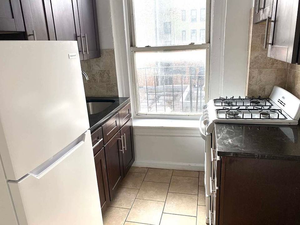 2nd image of 50 Vermilyea Ave #405