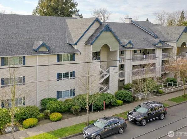 509 1st Street #104, Snohomish, WA 98290