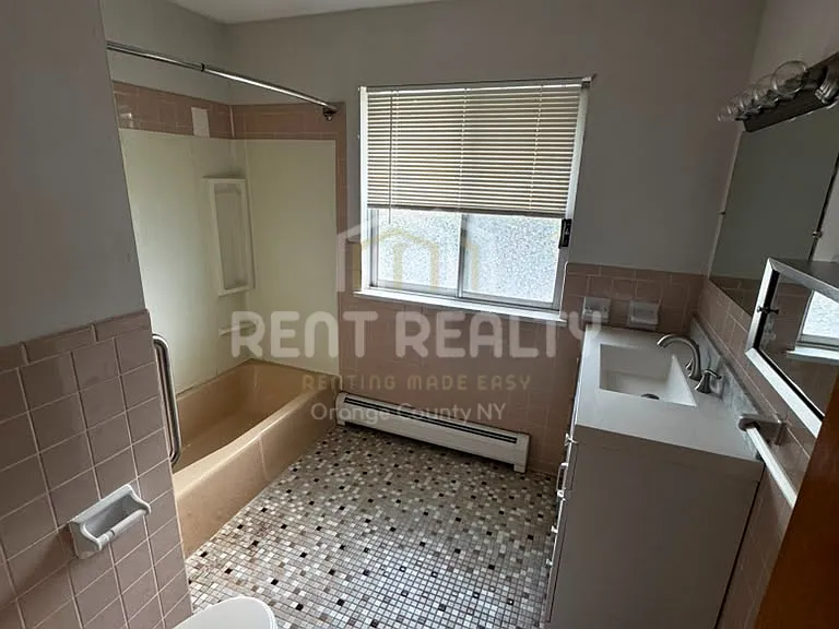 Barnett Dr — Photo 12