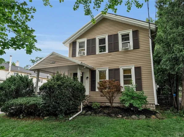 192 Pine St, Lockport, NY 14094