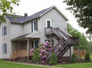 887 Rutledge Rd, Transfer, PA 16154