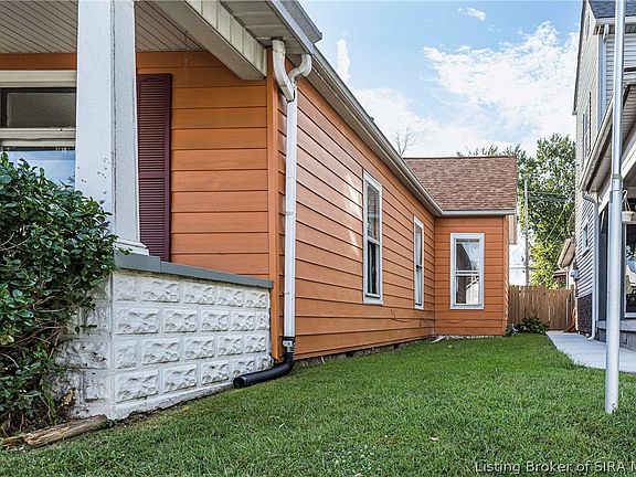4th image of 1415 Locust Street