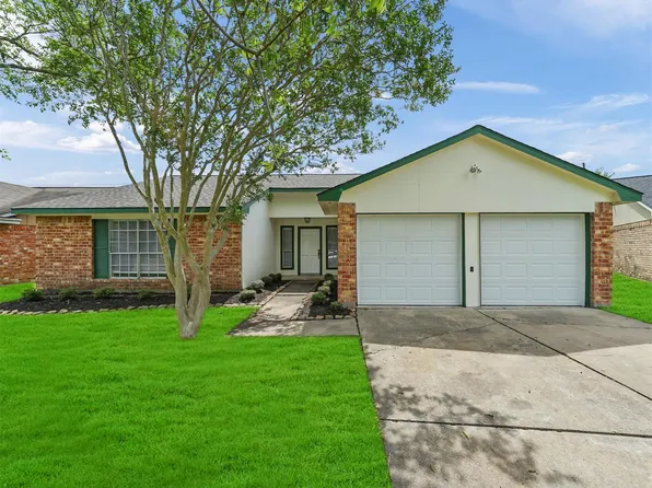 506 King Dr, Richmond, TX 77469