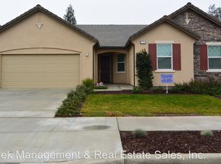 1722 N Mae Carden St, Visalia, CA