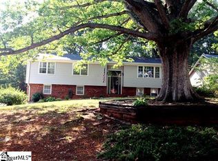 3 Stradley Ter, Greenville, SC 29617