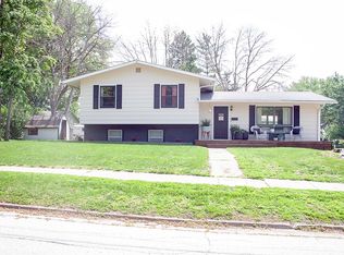 321 S Cedar St, Lamoni, IA 50140