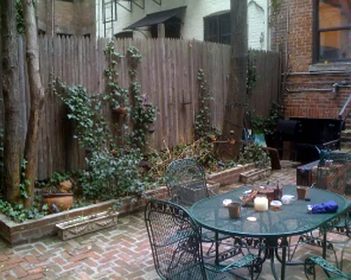 Rented by Adina Realty | media 32