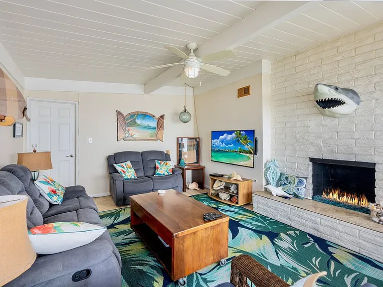 1630 Seacoast Dr #D — Photo 24