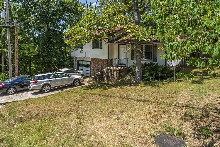 1st image of 1205 Berry Dr