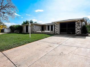 7820 Ilex Dr, Port Richey, FL 34668