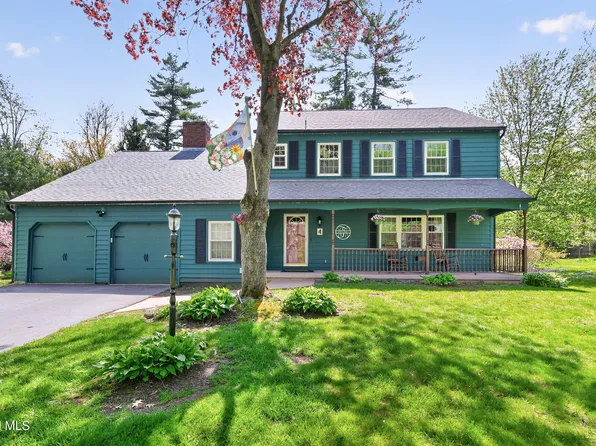 4 Concord Road, Glenmont, NY 12077