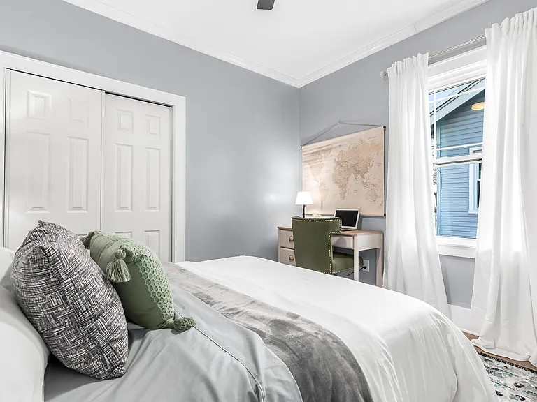 419 S Kenwood Ave — Photo 19