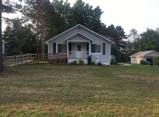 127 Bond St, Harrison, MI 48625