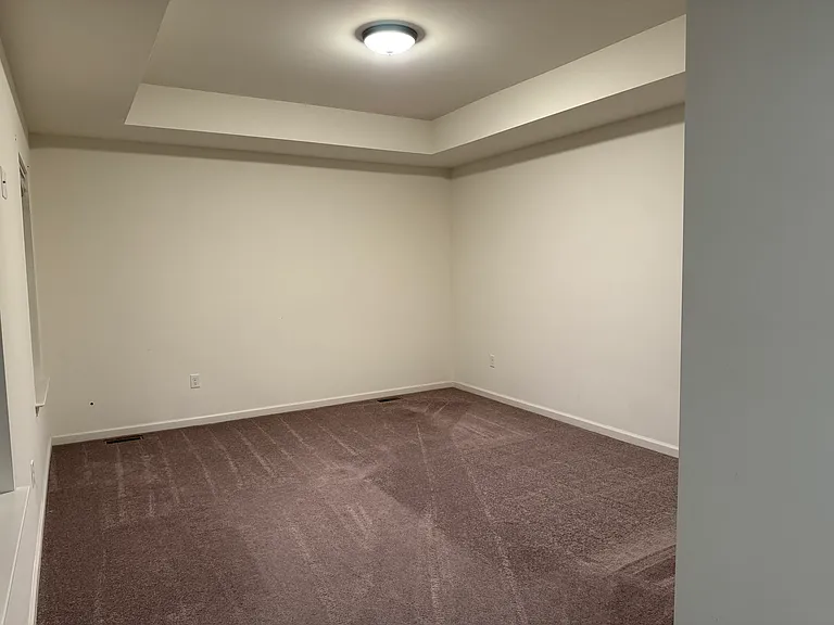 1528 Schwinn St — Photo 16