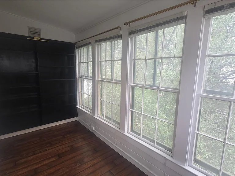 800 San Antonio St #5 — Photo 9