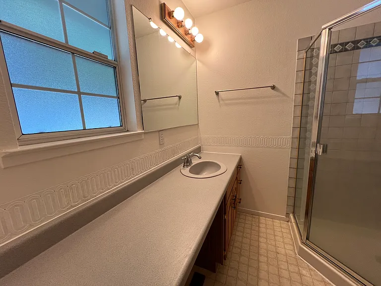 27540 Poppy Dr — Photo 14