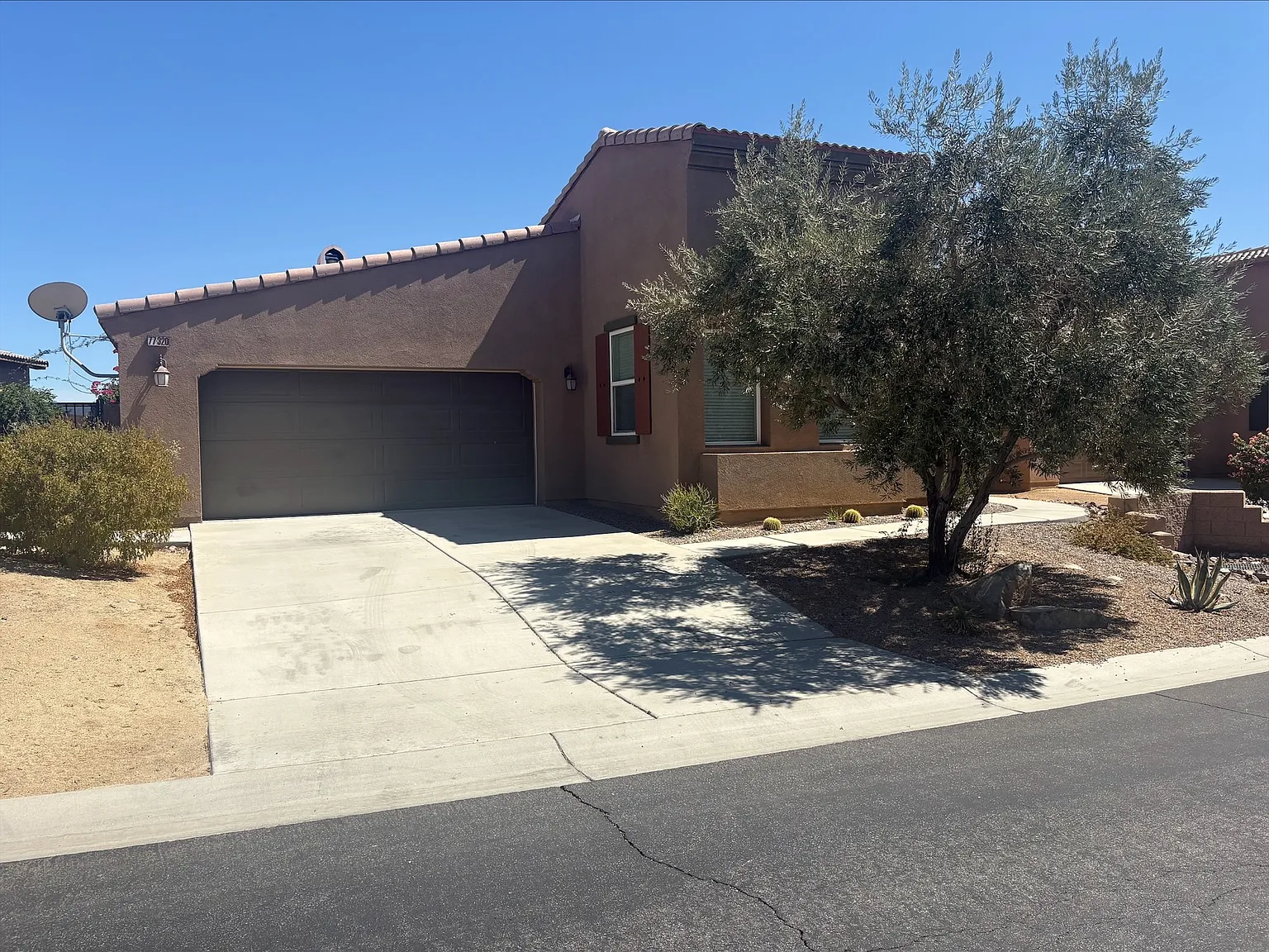 3 bed, 1755 sqft, $3,000 — Photo 1